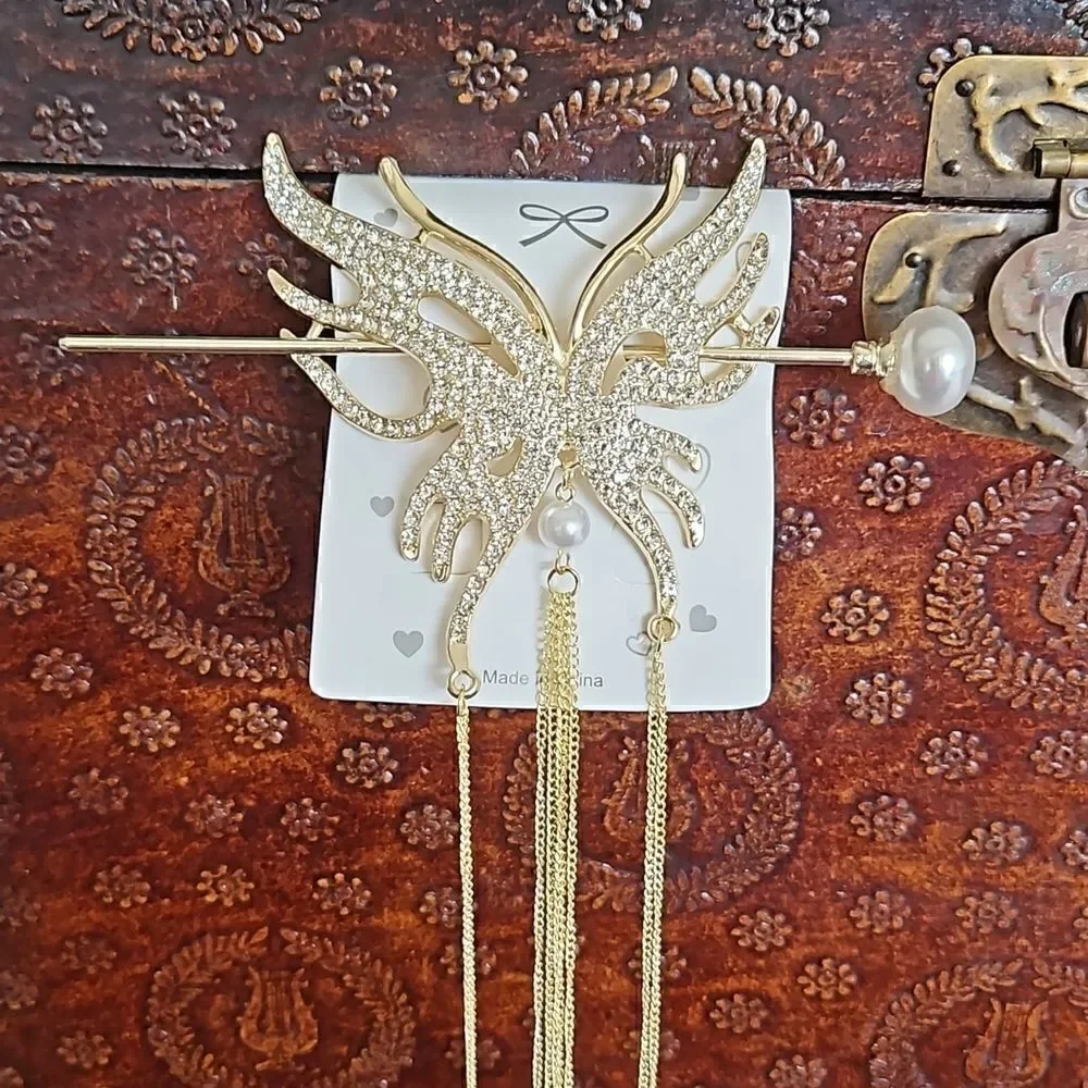 NWOT  Chinese style rhinestone and gold hairpin with long tassels